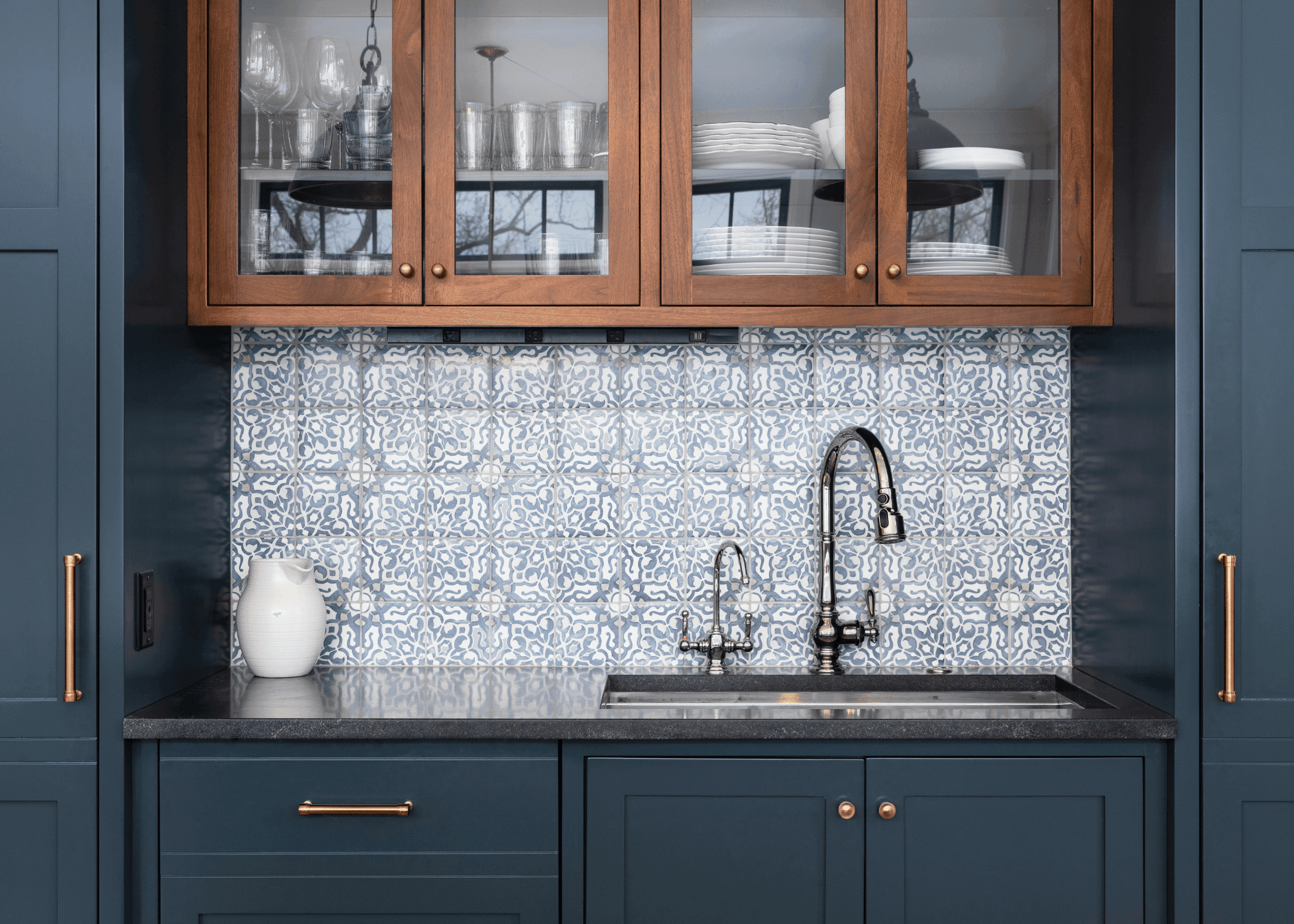 Cover Image for Revamp Your Kitchen on a Budget: 11 DIY Hacks for a Stunning Transformation